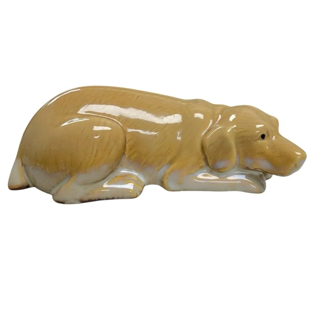 Vintage Golden Retriever Labrador Dog Puppy‎ Laying Down Figurine Glazed Pottery